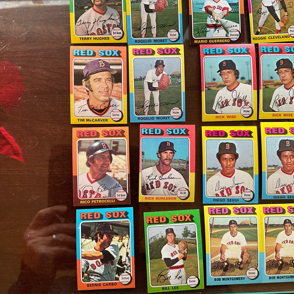 ❤️SOLD❤️1975 TOPPS MINI BOSTON RED SOX TEAM LOT 23 CARDS ERNIE BANKS LUIS TIANT - Picture 6 of 15